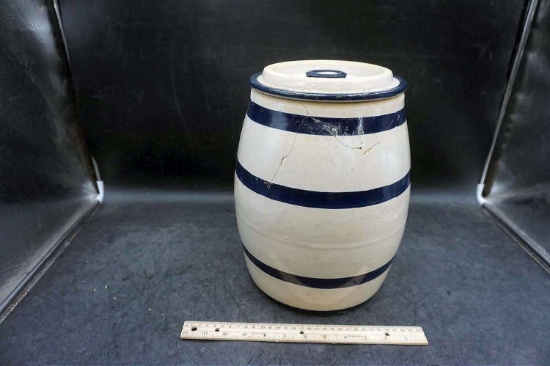 Crock w/ Lid (Cracked)