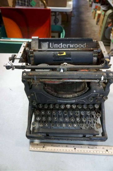 Underwood Typewriter