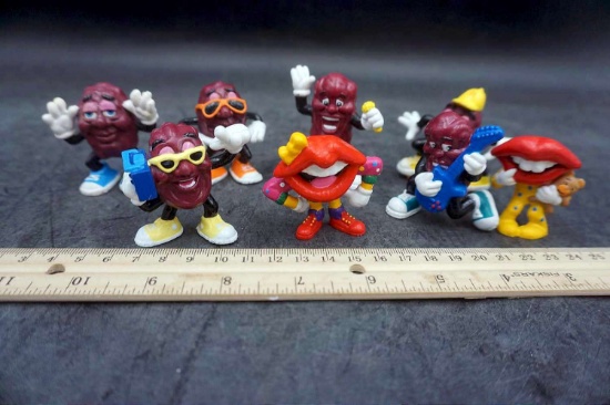 Raisin & Lip Figurines