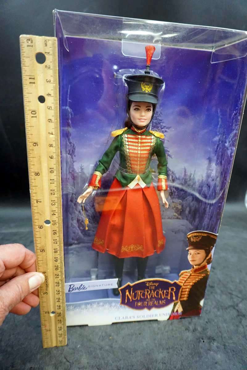 Nutcracker and the sale four realms barbie