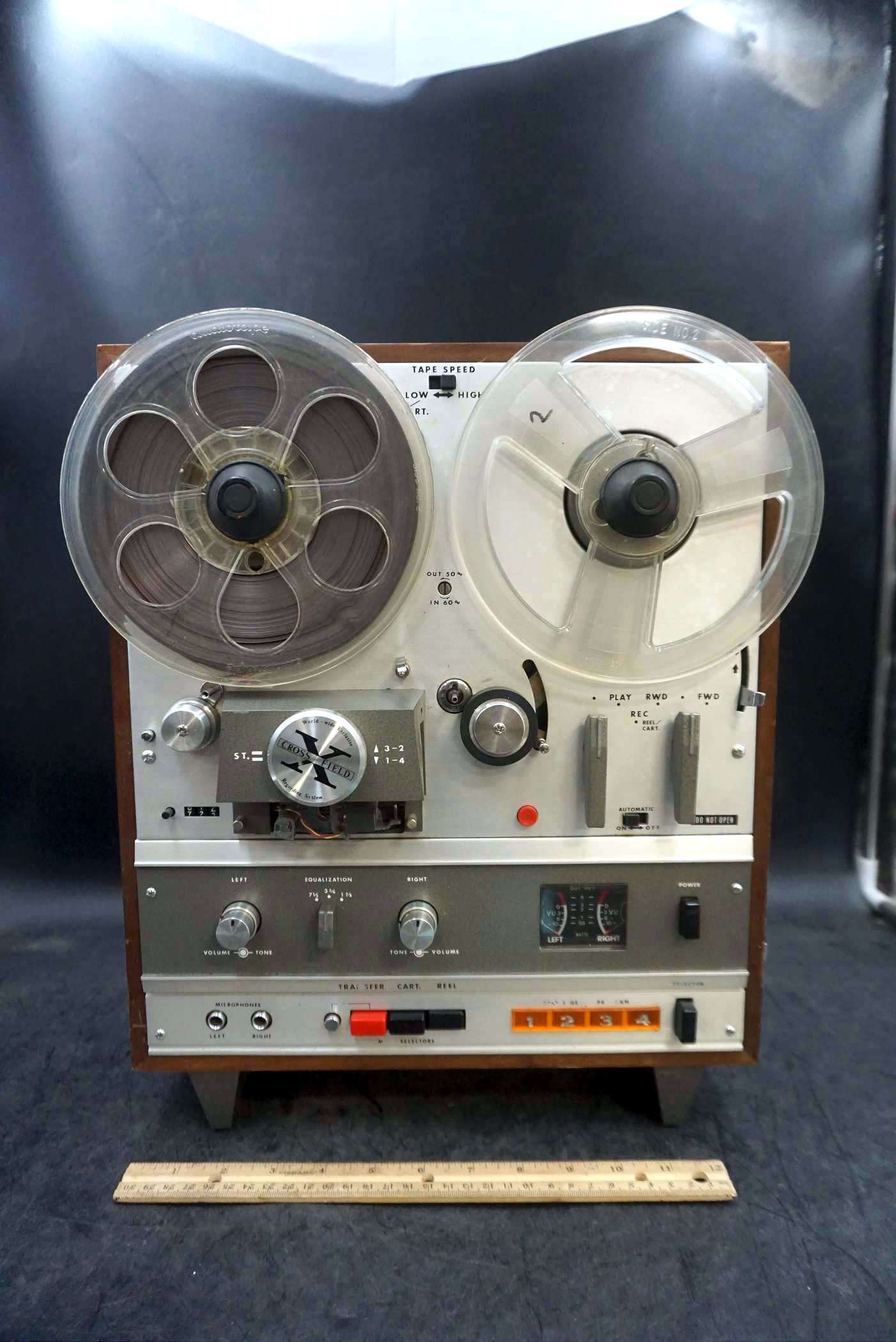 Akai X-1800 SD Tape Recorder