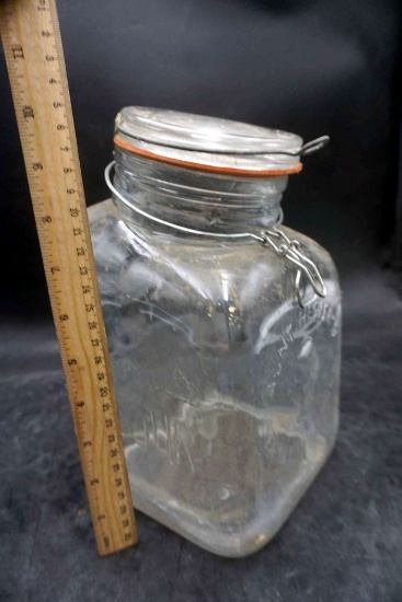 Aunt Hester'S Glass Jar