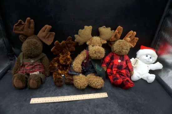 Stuffed Animals - Moose & Snowball