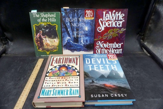 5 Books By Lavyrle Spencer, Susan Casey & More
