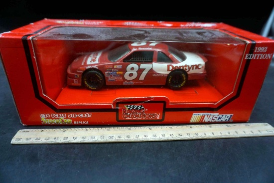 Racing Champions 1:24 Scale Diecast Stock Car Replica - #87