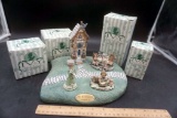 Ivy & Innocent Base & Figurines W/ Original Boxes