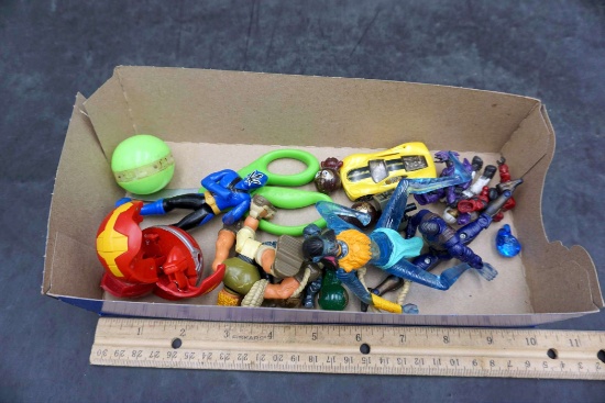Action Figures & Toys