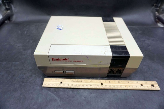 Nintendo Entertainment System W/ Super Mario Bros./Duck Hunt