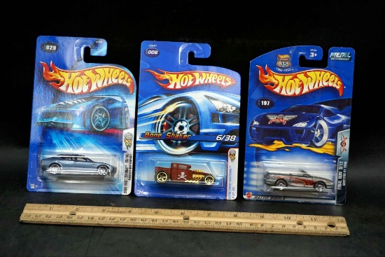 3 - Hot Wheels Vehicles
