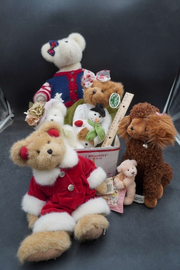 Stuffed Bears (Cottage Collectibles & Others) & Dog