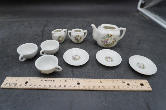 Tea Party Set (Made In Japan)