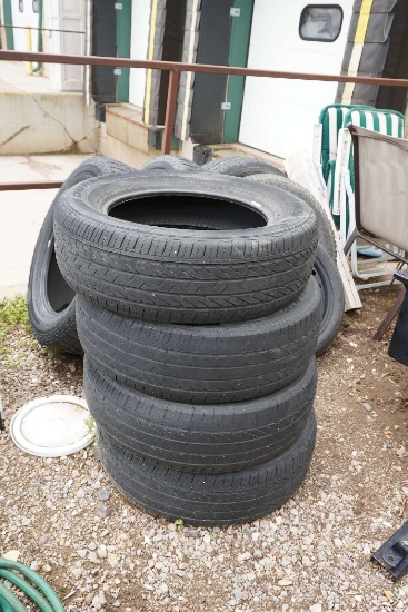 4 -Dueler 225/65R17 Tires