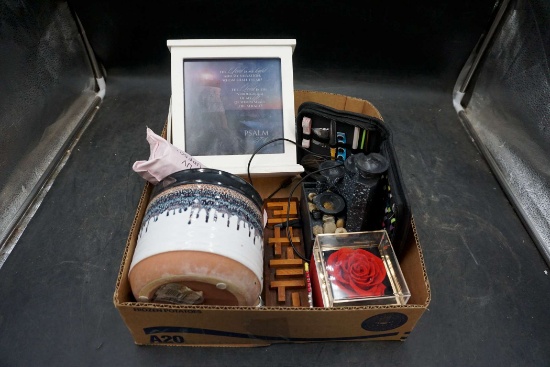 Psalm 27:1 Picture, Fountain, Sewing Kit, Rose, Cup