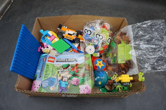 Assorted Legos & Bricks