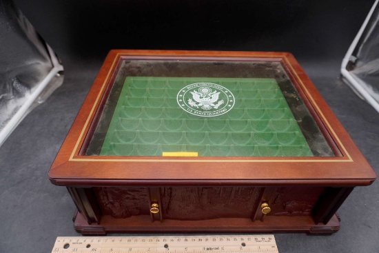 Danbury Mint Never Circulated U.S. State Quarters Display Case