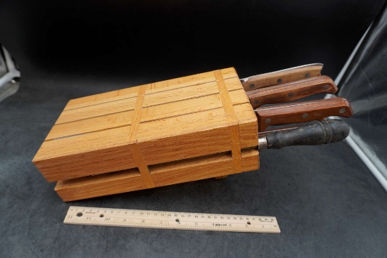 Butcher Block Holder W/ Kitchen Knives
