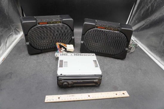 Set Of 2 Sentrek Speakers & Sony Car Cd Player/Radio