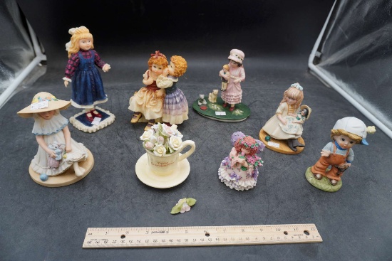 Assorted Figurines