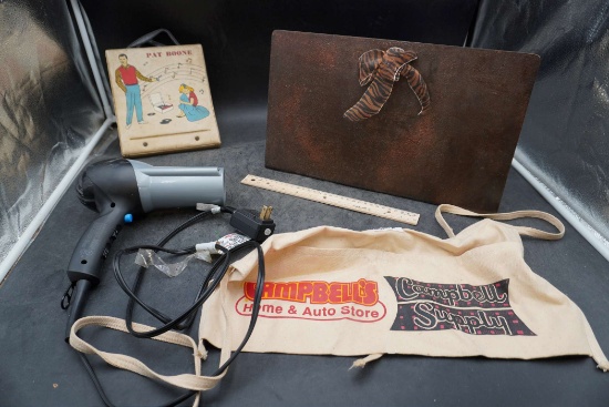 Campbell'S Apron, Blowdryer, Pat Boone Wall Records & Metal Sheet