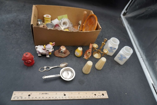 Assorted Shakers, Spoons & Collectible Pieces