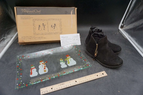 The Pampered Chef Snowmen-Dots Divided Platter, Children'S Booties (Size 13)