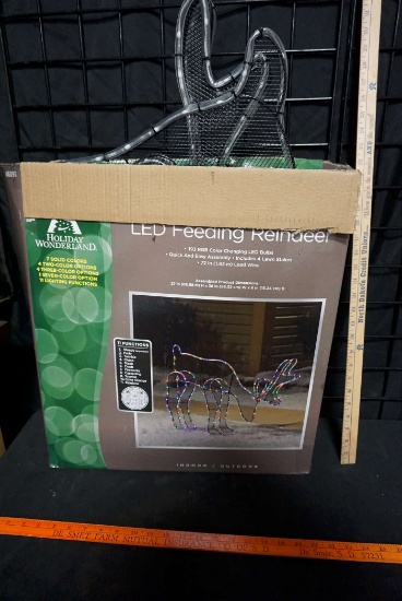 Multi-Function + Color Changing Led Feeding Reindeer