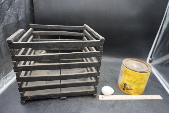 Egg Crate, Egg & Chick'N Help!