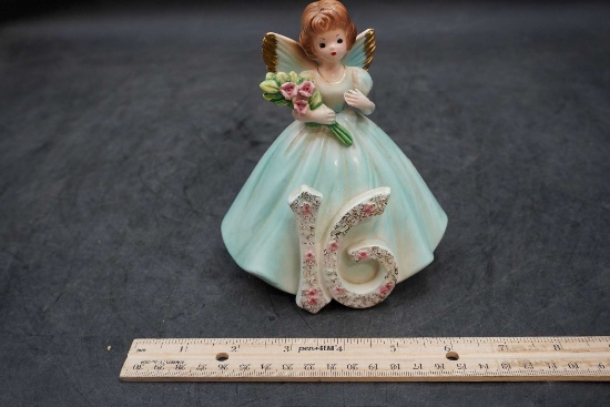 Josef Originals #16 Birthday Figurine
