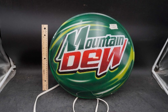 Mountain Dew Lighted Sign (Works Great)