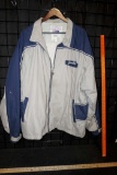 Yankees Windbreaker (Size Xxl - Stain On Elbow)