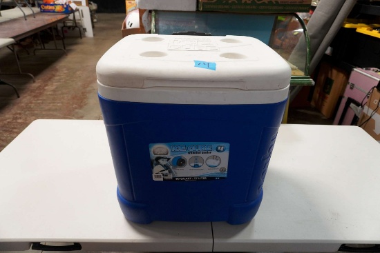 Igloo Ice Cube Wheeled Cooler (60 Quart) W/ Bunch O Balloons, Bubble Wand & Water Toys
