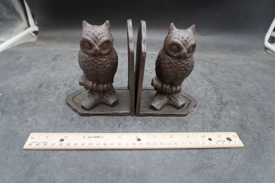 Cast Iron Bookends