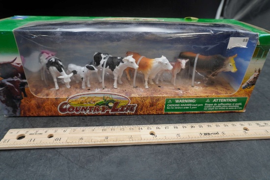 Country Life Cow Toy Figurines