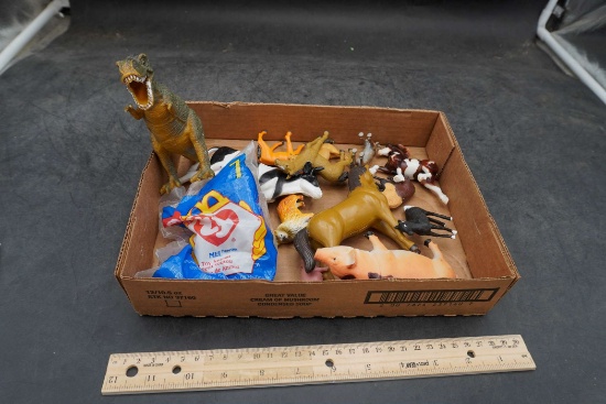 Toy Animal Figurines & Happy Meal Toy