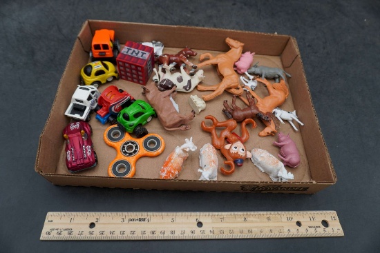 Toy Vehicles & Animals Figurines