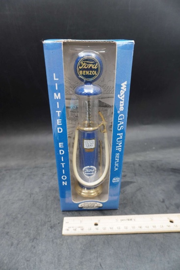 Ford Benzol Wayne Gas Pump Replica