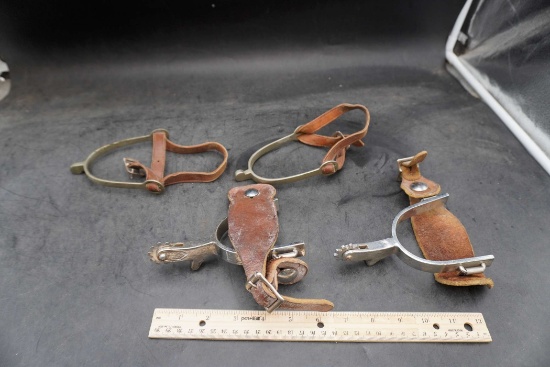 2 Sets Of Spurs