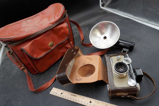 Argus Matchmatic C3 Camera W/ Flash & Bag