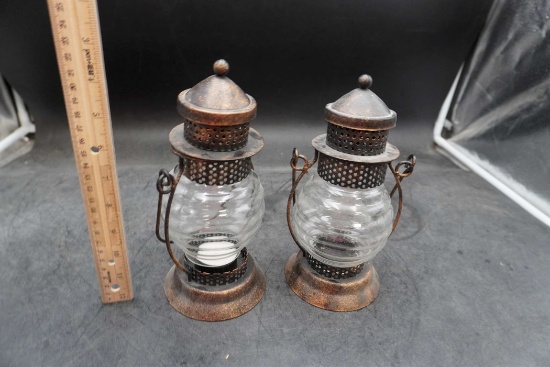 2 - Tea Light Lanterns
