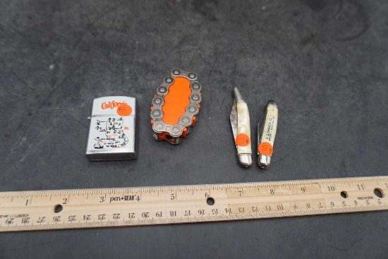 2 Pocket Knives & 2 Lighters