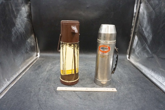 Aladdin'S Pump-A-Drink & Uno-Vac Thermos