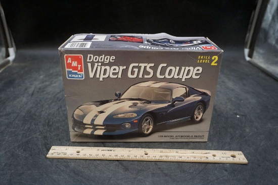 Amt Dodge Viper Gts Coupe (Looks To Be An Assortment Of Kits Together?)