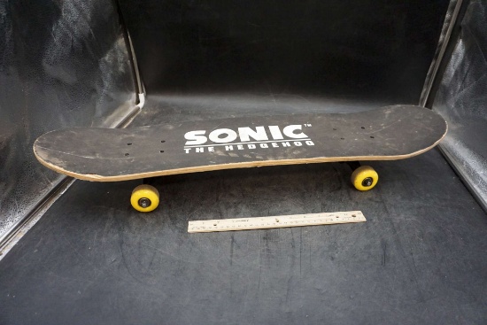 Sonic The Hedgehog Skateboard