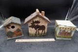 Northwoods Decor - 2 Bird House & 1 Decorative Box W/ Garland