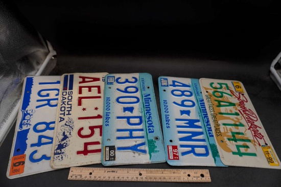 5 License Plates - South Dakota & Minnesota