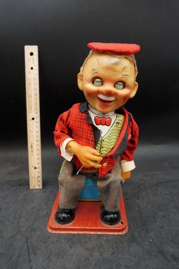 Mcgregor Tin Toy Nomura