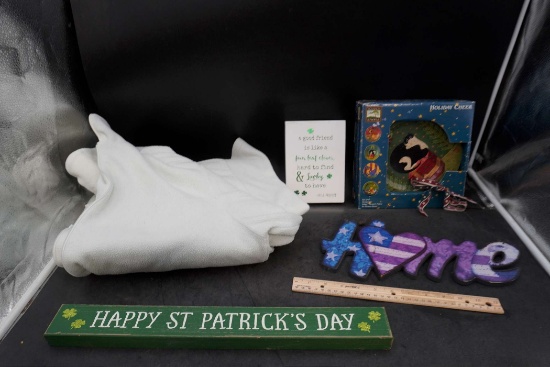 St. Patrick'S Sign, Home Sign, Holiday Cheer Plates, Lucky Sign & Sweater