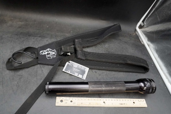 Police Vest Shape Hanger And Carrier & Flashlight