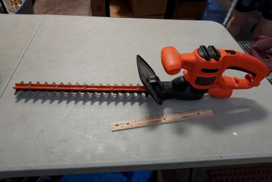 Electric Black & Decker Hedge Trimmer