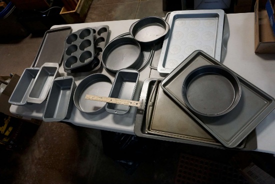 Assorted Baking Pans (Kitchenaid, Baker'S Secret, Calphalon & Others)